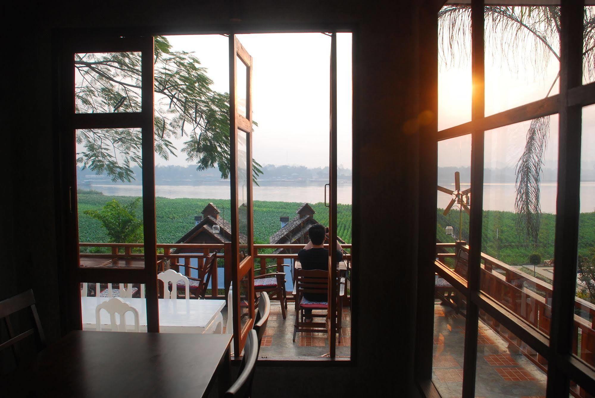 Gin'S Maekhong View Hotel Chiang Saen Exterior foto